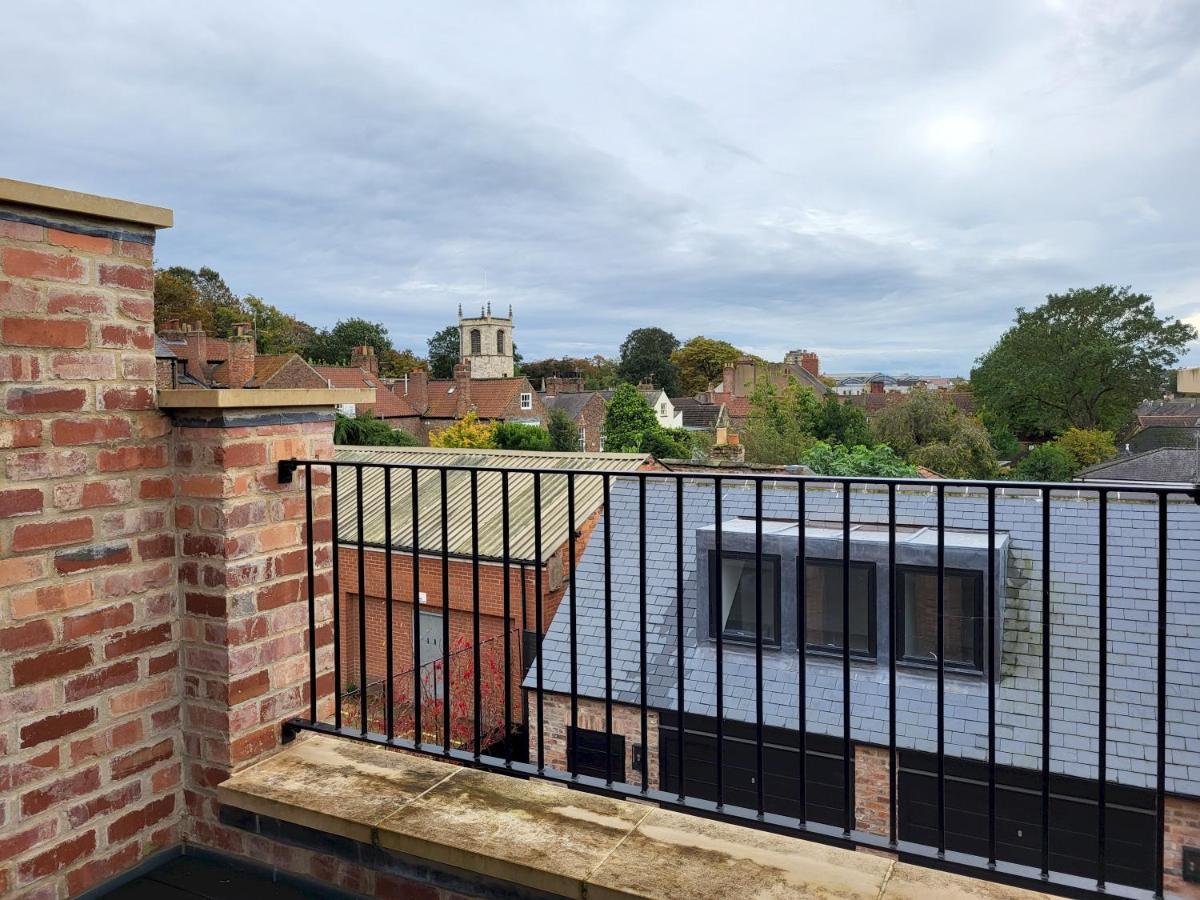 Marygate Mews Villa York Exterior photo